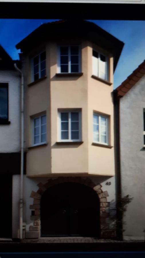 Turmhaus In Der Altstadt リンテルン エクステリア 写真